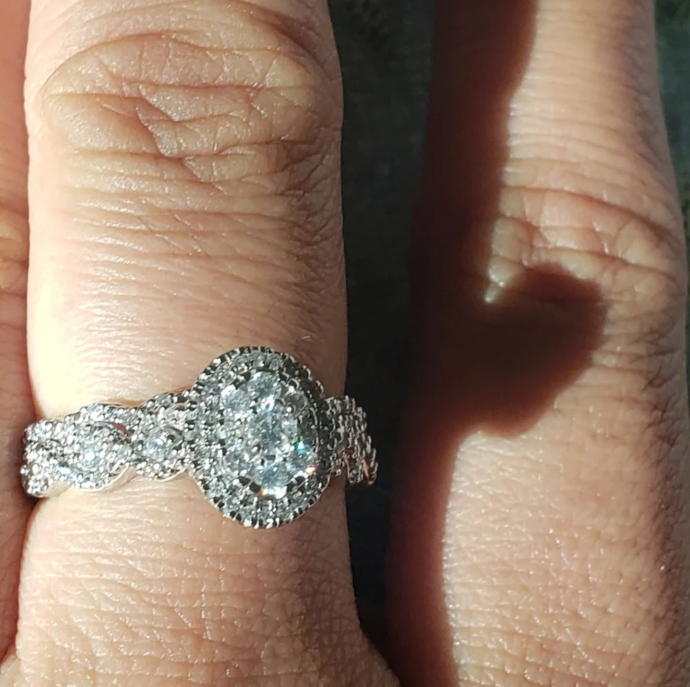 Stunning 10k gold Diamond Bridal ring Set